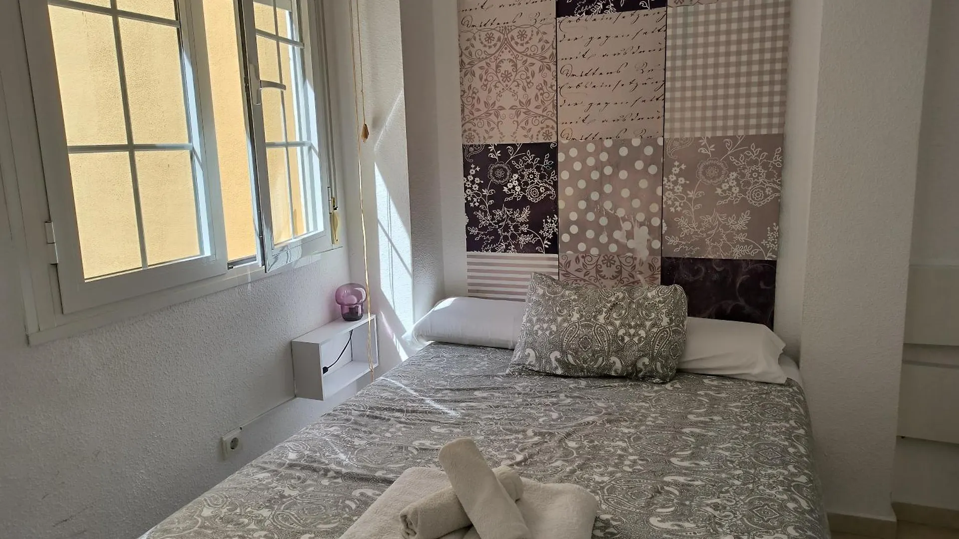 Apartament Triana 2 Dormitorios Sewilla